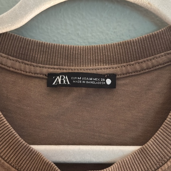 Brown T-shirt dress - Picture 2 of 3